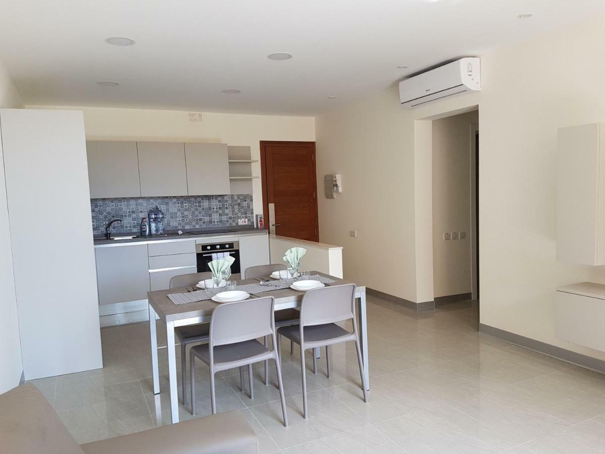 Fort Cambray Apartment With Spectacular Sea Views Mgarr Eksteriør bilde
